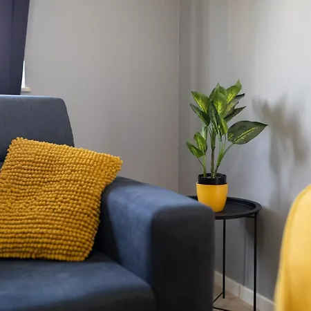 R&b Apartment *