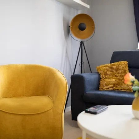 R&b Apartment